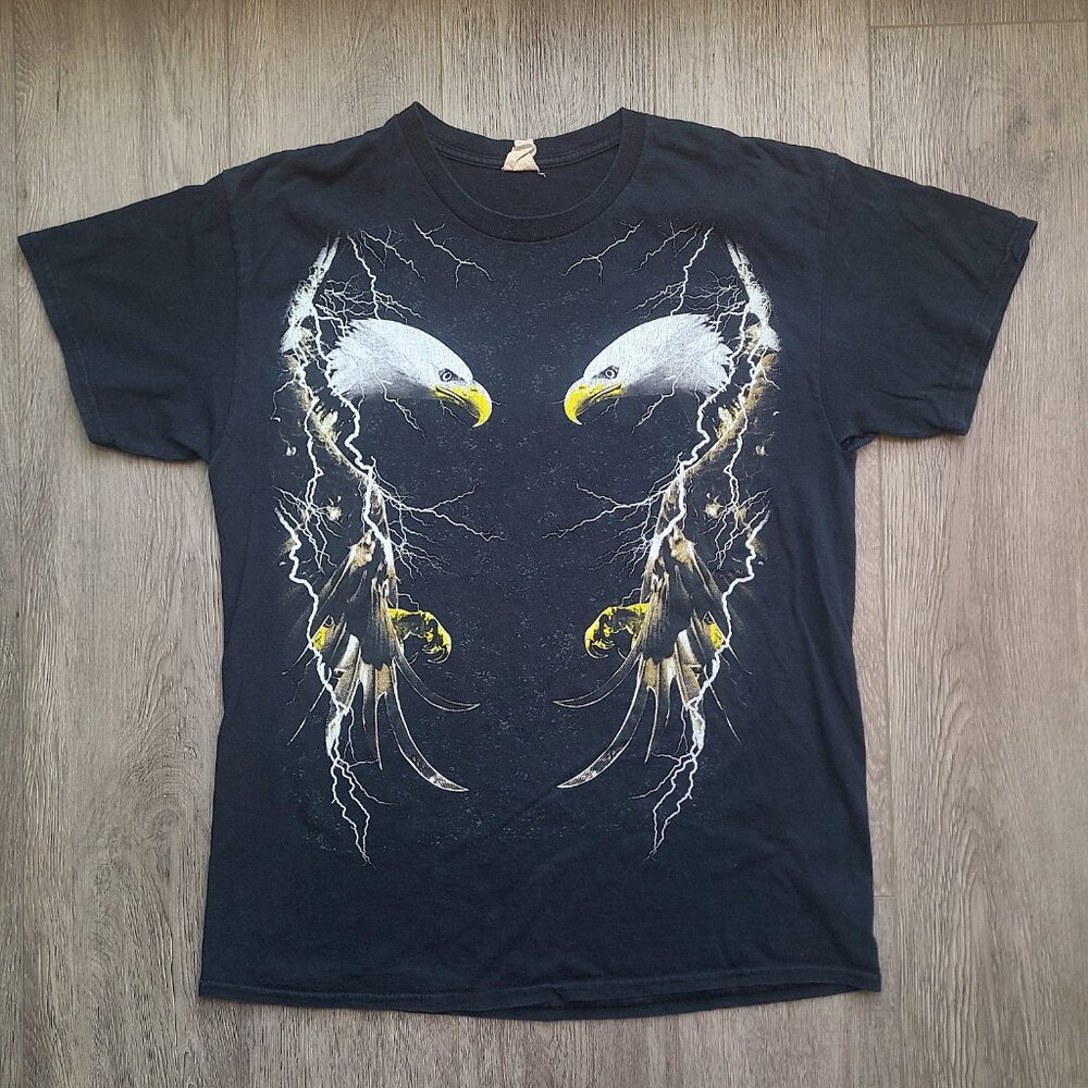 Vintage - Bald Eagle print on a Black Gildan t-shirt, size L